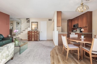 1360 Josselyn Canyon Rd Unit 40, Monterey, CA 93940