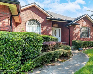 1208 Copper Creek Dr, MacClenny, FL 32063