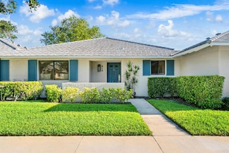 615 Club Dr, Palm Beach Gardens, FL 33418