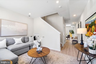 2130 N Marshall St, Philadelphia, PA 19122
