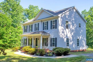 864 Ridgemont Dr, Louisa, VA 23093