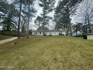 219-21 Lawrence Rd, Jackson, MS 39206