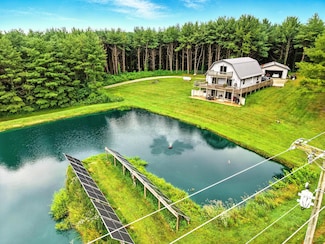 4087 Grove Church Rd, Gambier, OH 43022