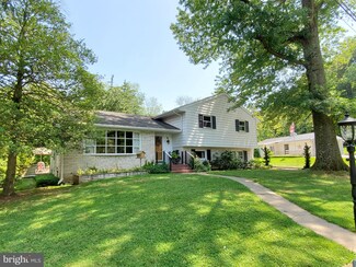 7 Warren Ln, Mohnton, PA 19540