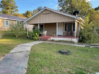 108 2nd St E, Warrior, AL 35180