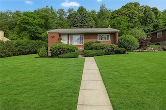 332 Division Ln, Beaver, PA 15009