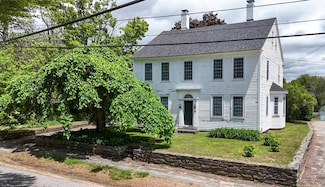 82 Petersham Rd, Hardwick, MA 01037