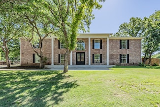 2815 Perkins Rd, Arlington, TX 76016