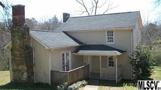 543 3rd Avenue Dr SE, Hickory, NC 28602