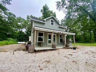 16 Woodfield Ln, Greenfield, MO 65661