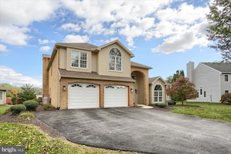 550 Indian Run Dr, Hummelstown, PA 17036