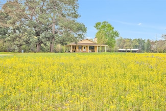 15487 County Road 228, Bedias, TX 77831