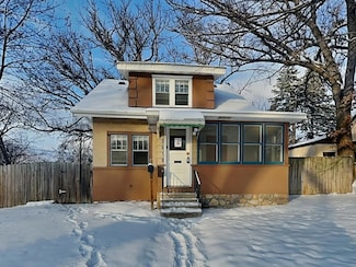 3610 Oakdale Ave N, Robbinsdale, MN 55422