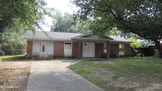 103 Fore St, Gulfport, MS 39503