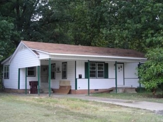 1404 W 31st Ave, Pine Bluff, AR 71603