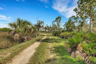 392 48th Street Cir E, Bradenton, FL 34208