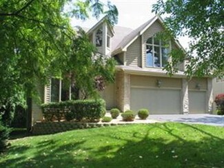 4755 Karns Ave, Lisle, IL 60532