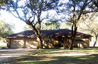 1017 County Road 285, Weimar, TX 78962