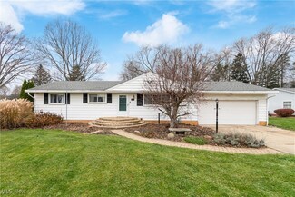 7081 Oriole Ave NW, North Canton, OH 44720