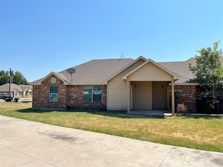 122 Sunburst Ct, Weatherford, TX 76087