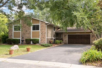 3720 Arrowood Ln N, Plymouth, MN 55441