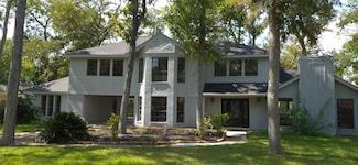 1711 Surrey Ct, Richmond, TX 77406