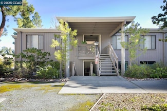 1300 Canyonwood Ct Unit 2, Walnut Creek, CA 94595
