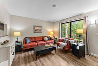 5962 Fernwood St Unit 5962, Saint Paul, MN 55126