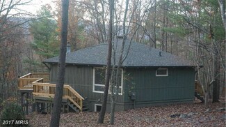 8 Clark Rd, Mount Jackson, VA 22842