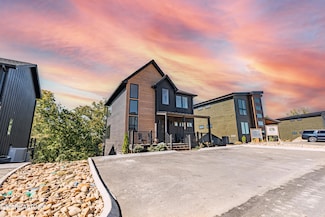 1325 Reedmont Way, Sevierville, TN 37876