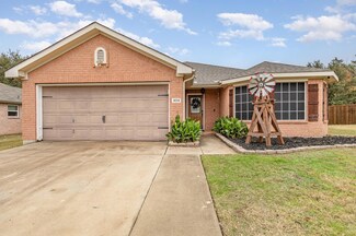 404 Highview Cir, Royse City, TX 75189