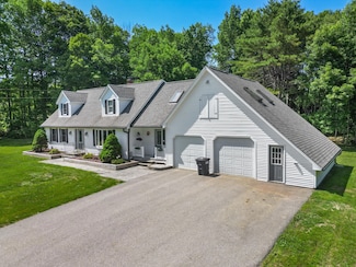 426 Fuller Rd, Carmel, ME 04419