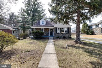 220 Hawthorne Rd, Morton, PA 19070