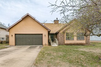 3723 Old Orchard Rd NE, Cedar Rapids, IA 52402