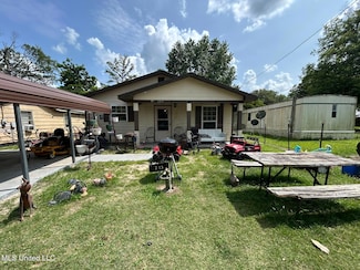 1213 Oak St, Inverness, MS 38753
