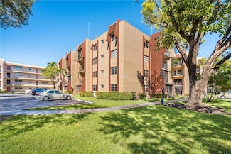 13707 Kendale Lakes Cir Unit 311, Miami, FL 33183