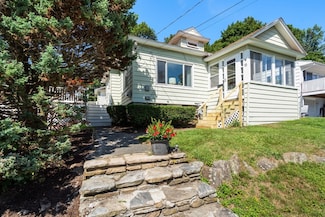 15 Chatanika Ave, Worcester, MA 01602