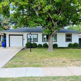 2441 Falls Dr, Dallas, TX 75211