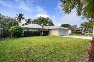 2496 NE Elaine St, Jensen Beach, FL 34957