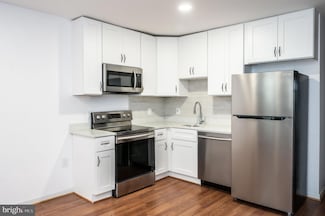 11 Q St NW Unit B, Washington, DC 20001
