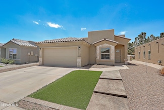533 Cedarwood Ave, El Paso, TX 79928