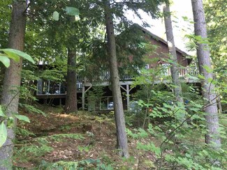 27 Black Cove Rd, Sanbornville, NH 03872