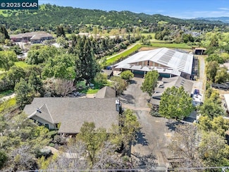 1101 N Gate Rd, Walnut Creek, CA 94598
