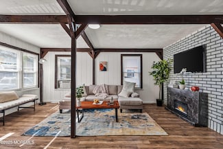 363 Ocean Blvd, Keyport, NJ 07735