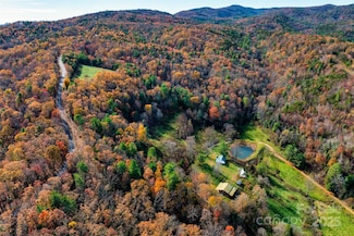 2909 Pine Mountain Dr, Connellys Springs, NC 28612