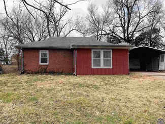 103 SW Sanneman Dr, Topeka, KS 66609