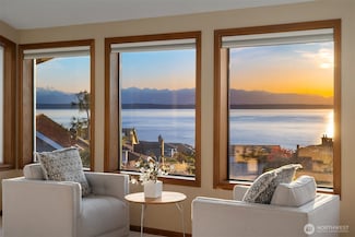6530 138th Place SW, Edmonds, WA 98026