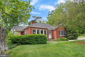 706 W Middle St, Gettysburg, PA 17325