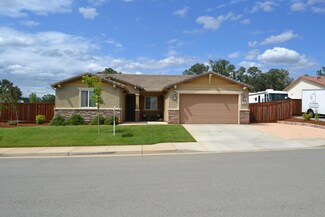 3364 Carlsbad Ct, Redding, CA 96002
