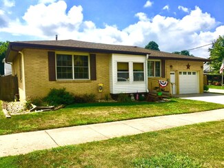 475 Union St, Marseilles, IL 61341
